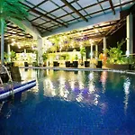 Lace Boutique Hotel